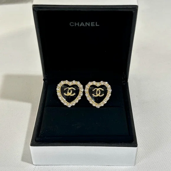 18K Gold Plated Luxury Crystal Trim Heart .925 Designer CC Logo Black Crystals - Picture 4 of 5